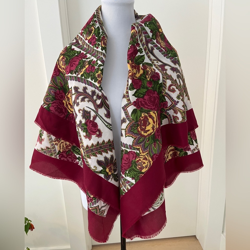 VINTAGE Challis by Berkshire Oversize Scarf Shawl Floral Lightweight Made Italy